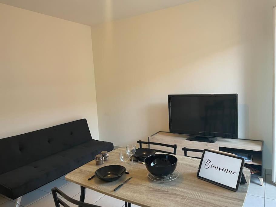 Appartement 2 Pieces Fréjus Buitenkant foto